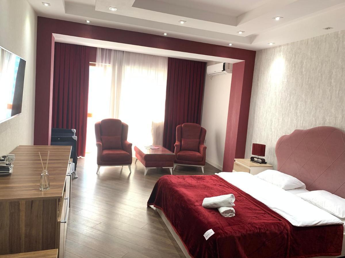Park Azure Apartment Deluxe 2 Bedroom باكو المظهر الخارجي الصورة