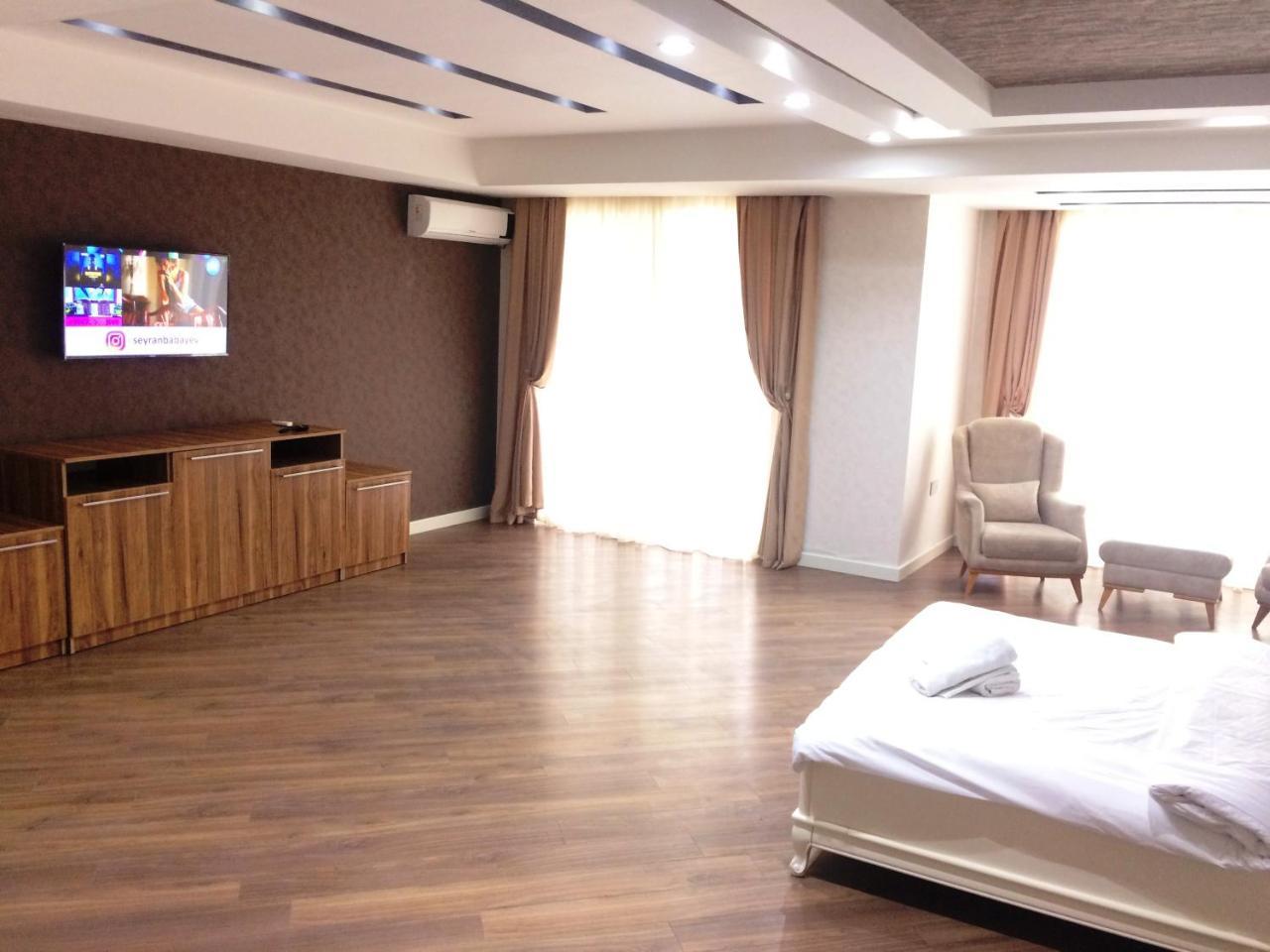 Park Azure Apartment Deluxe 2 Bedroom باكو المظهر الخارجي الصورة