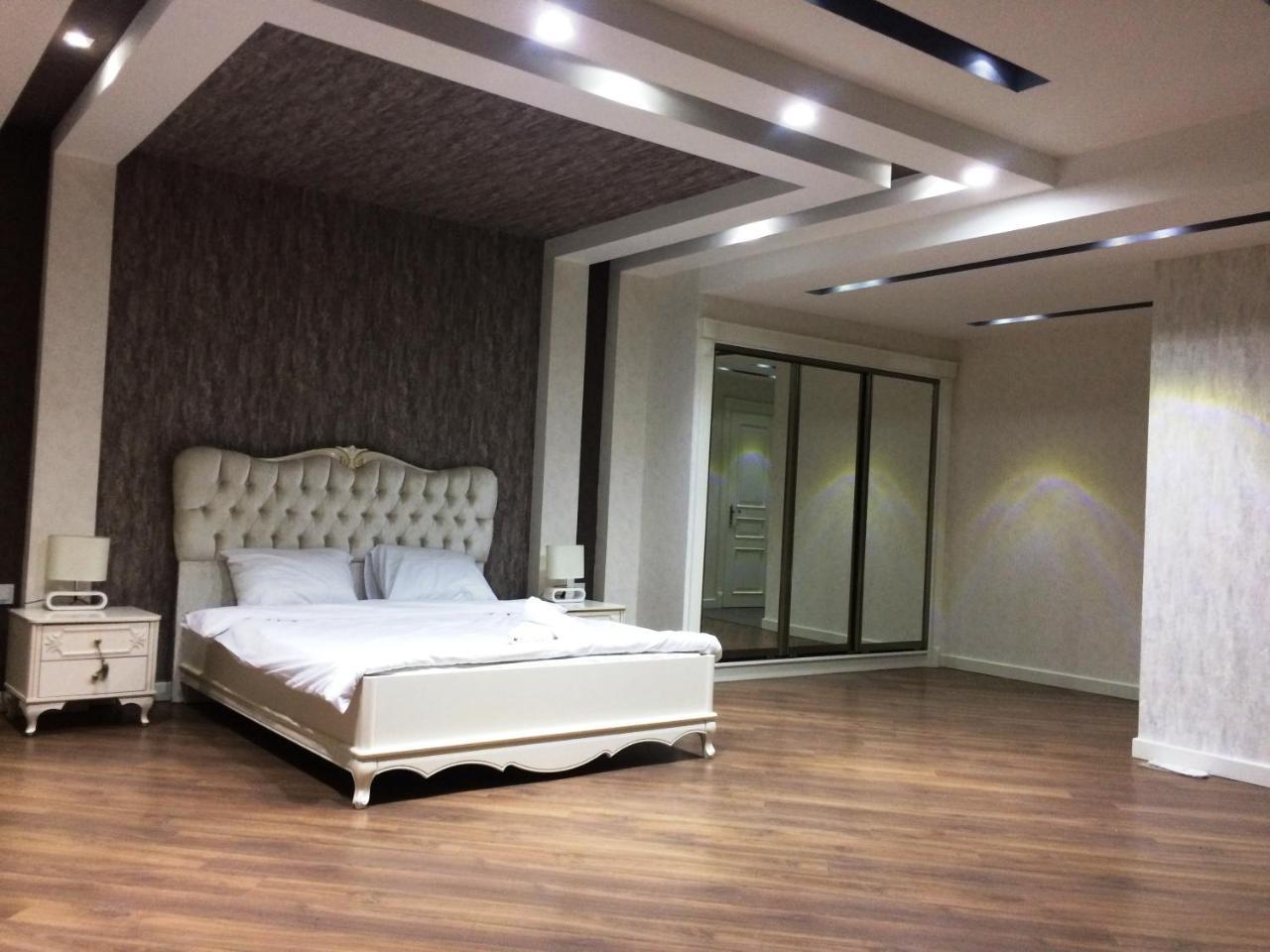 Park Azure Apartment Deluxe 2 Bedroom باكو المظهر الخارجي الصورة
