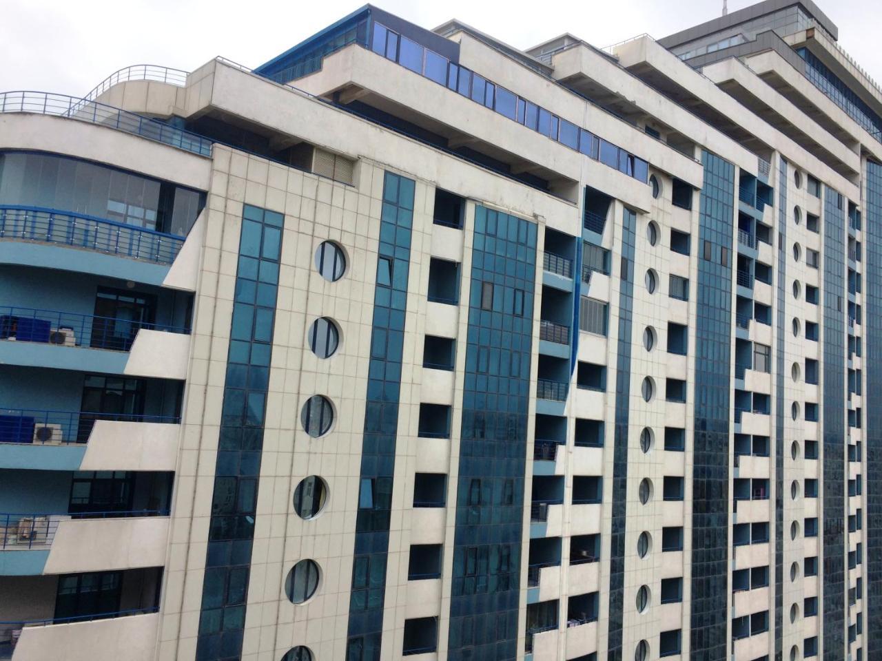 Park Azure Apartment Deluxe 2 Bedroom باكو المظهر الخارجي الصورة